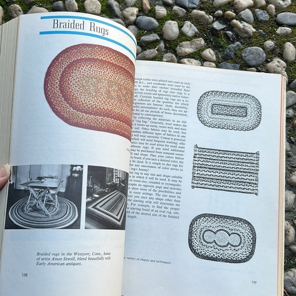 Vintage McCall's Needlework Treasury Stitches Reference and Guide Book 1964 - Picture 15 of 16